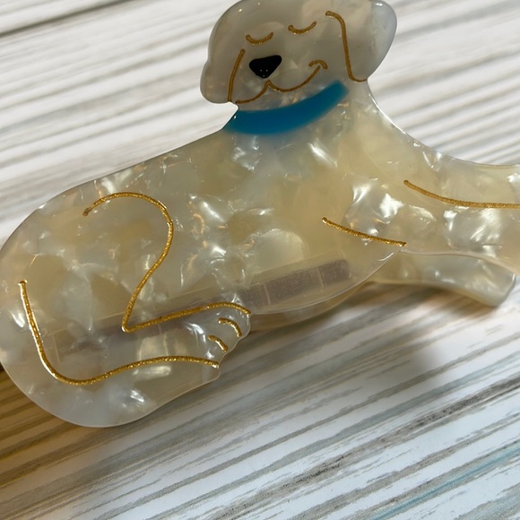 NWT Yellow Lab Blue Collar Hair Claw - Viral Dog Shaped Hair Clips | Women Hair - Picture 4 of 5